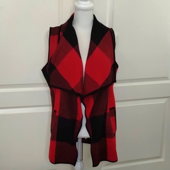 ETWO women's medium red/black plaid big collar vest w/pockets - Picture 1 of 9